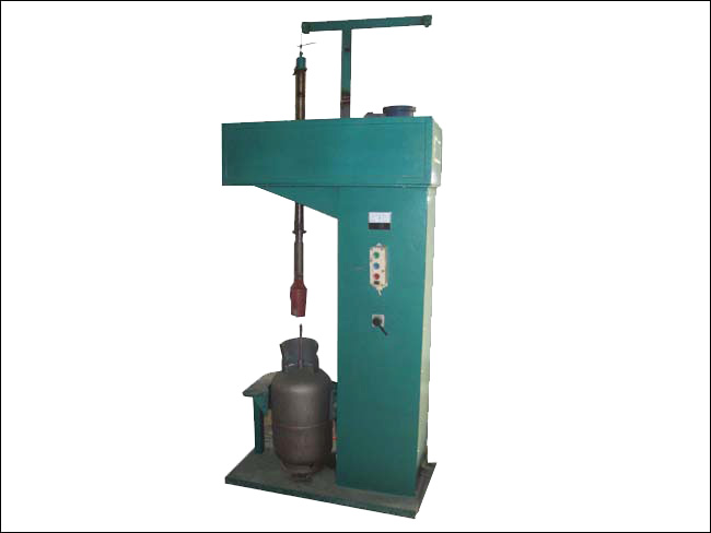 液化气瓶阀装卸机